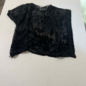 Chico's Black Floral Velvet Burnout Sheer Kimono Top